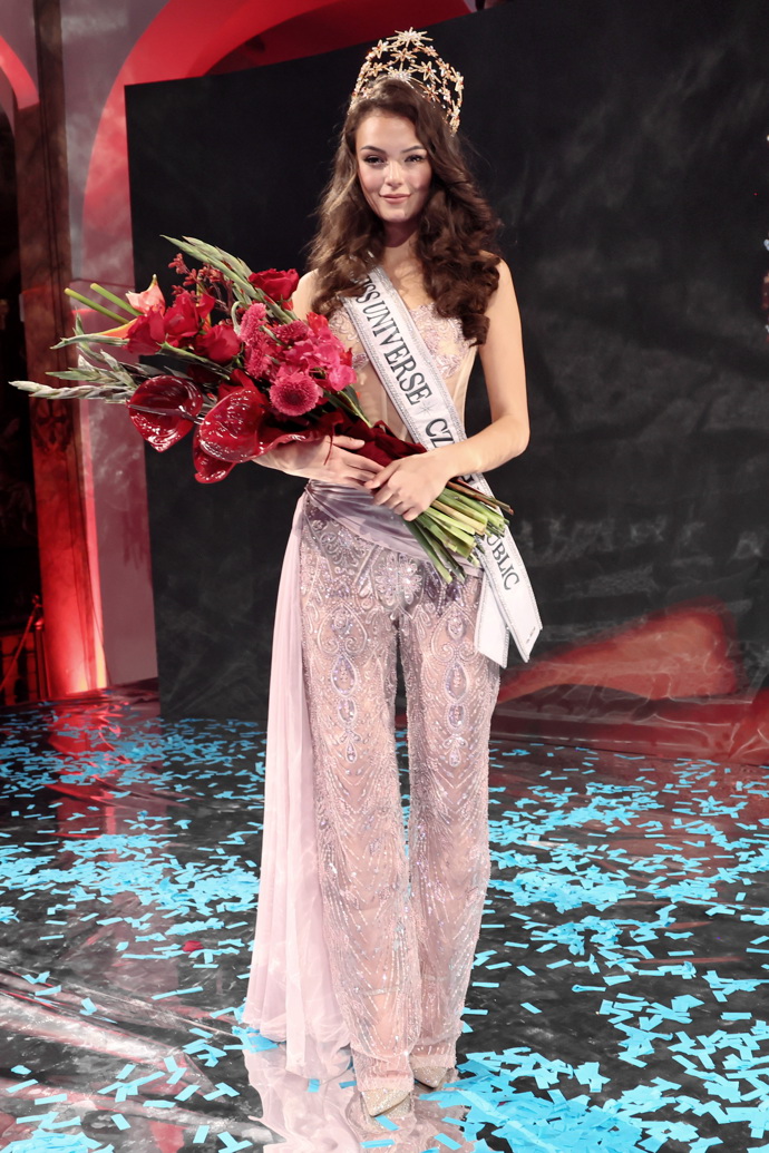 FOTO: Miss Universe Česko Sophia Maria Osako. – stránka 3