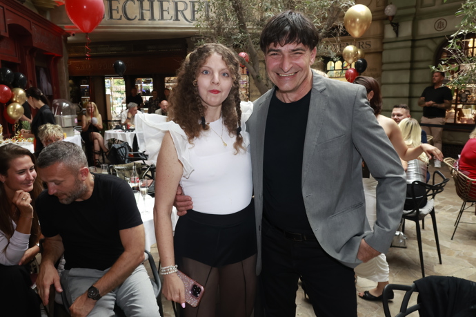 FOTO: Na křest parfému Sofie Kovářové dorazil i Zdeněk Podhůrský.
