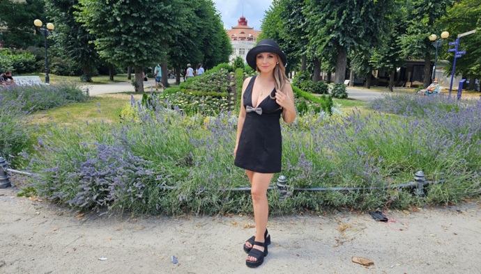 FOTO: Zpěvačka Magda Malá opravdu v roce 2027 oslaví šedesátku. Neuvěřitelné. – stránka 4