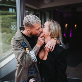 Radek Roušal a Nela Slováková ukázali lásku.
