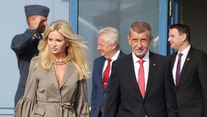 FOTO: Andrej Babiš s Monikou Babišovou na cestě do Ankary.