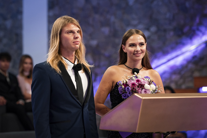 FOTO: Tomáš a Adéla. – stránka 144