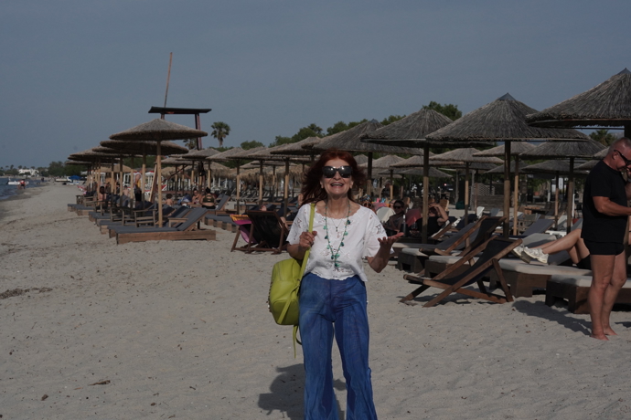 FOTO: Setkání se slonem se stalo Krbové málem osudným. – stránka 9