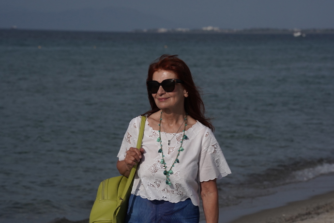 FOTO: Ljuba Krbová na cestách. – stránka 1