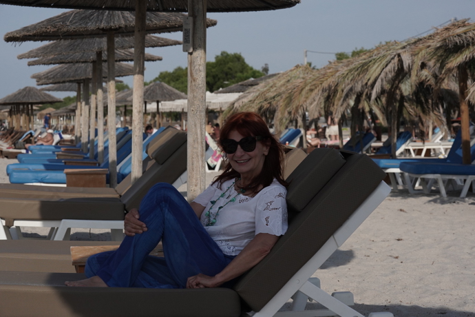 FOTO: Ljuba Krbová byla málem ušlapána slonem. – stránka 5