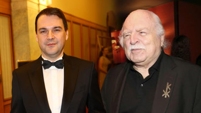 FOTO: Petr Macinka oplakává profesora Milana Knížáka.