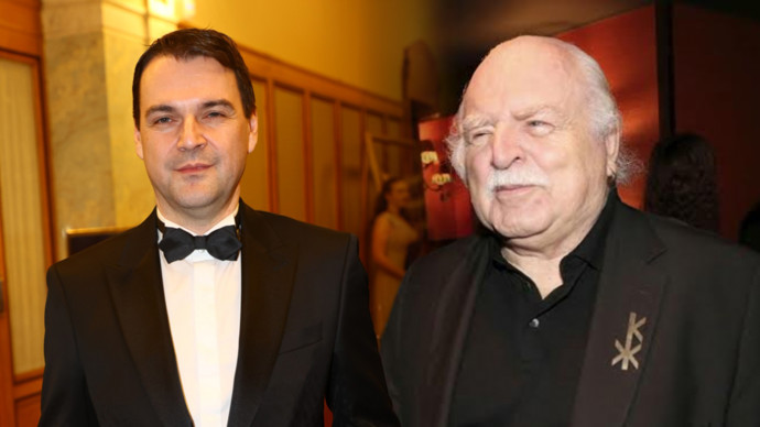 FOTO: Petr Macinka oplakává profesora Milana Knížáka.