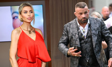 Lela obvinila Karlose ze lži.