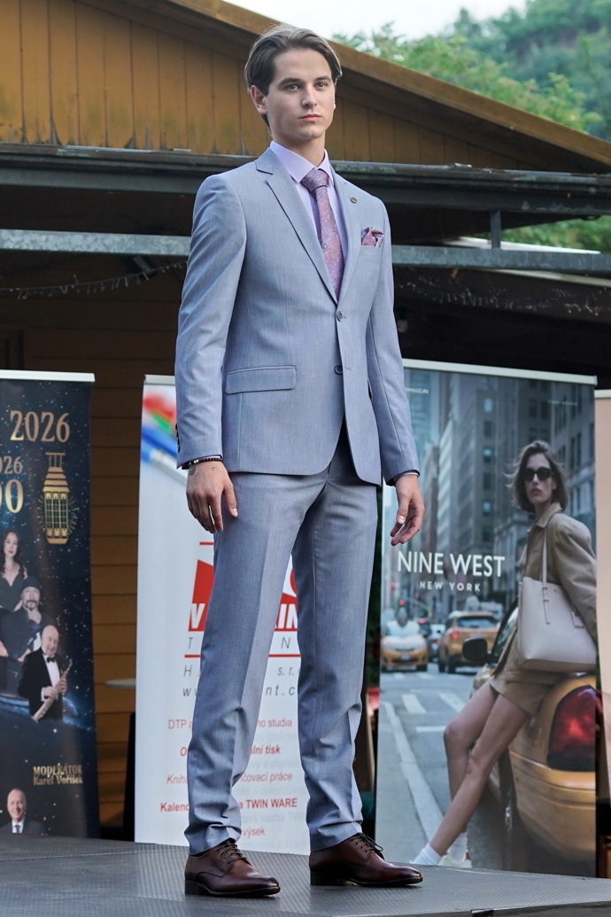 FOTO: Soutěžící Ondřej Pešek. – stránka 5