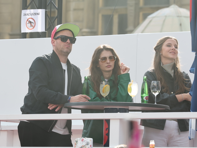 FOTO: Jakub Prachař a Sara Sandeva v Matonni Life Baru.