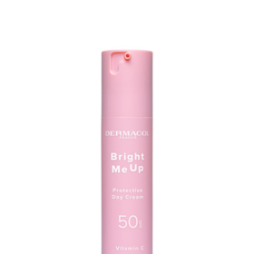 Redaktorka Lifee Monika zkusila i krém Bright Me Up od české značky Dermacol. Produkt nabízí ochranu proti sluníčku díky SPF 50. Krém vás vyjde na 399 Kč.