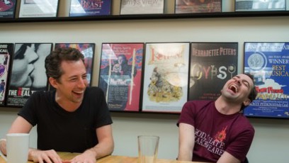 FOTO: Josh Grisetti a Rob McClure během jednoho z rozhovorů, kde rozdávali úsměvy na všechny strany.
