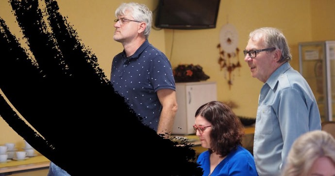 FOTO: Jan Hajšman při účasti na společenské akci v mezigeneračním centru.