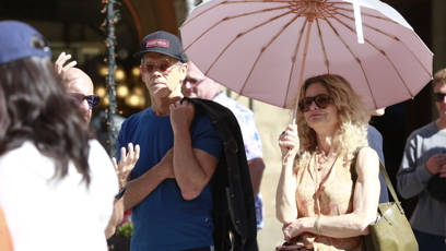 FOTO: Herec Kevin Bacon a Kyra Sedgwick si užívají krásy Prahy.