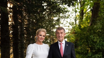 FOTO: Monika Babišová na summitu NATO doslova zářila.