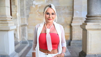 FOTO: Lenka Dragounová na módní přehlídce.