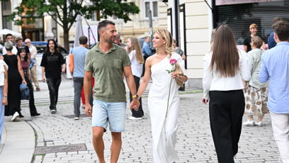 FOTO: Petra Svoboda se procházela po kolonádě se svým novým partnerem Martinem.