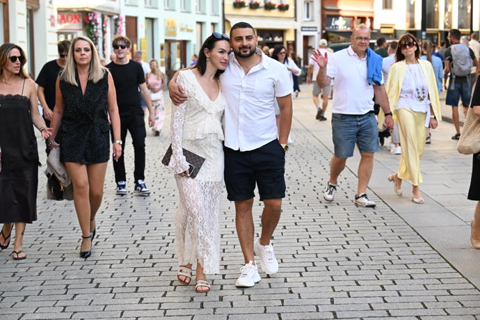 FOTO: Kamila Nývltová s partnerem. – stránka 1