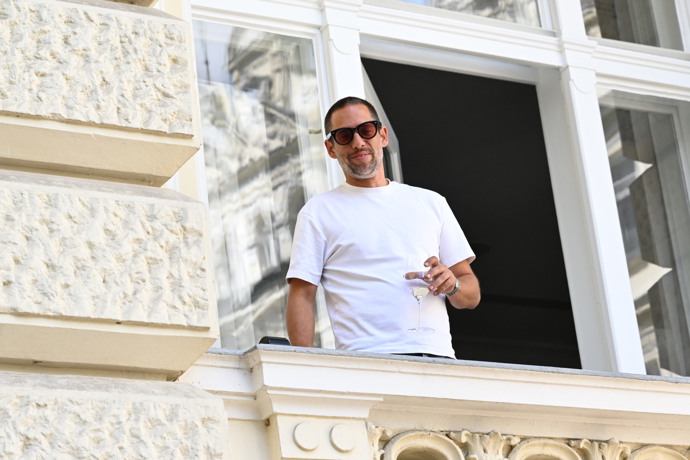 FOTO: Janek Bartoška nemůže na festivalu chybět. – stránka 30