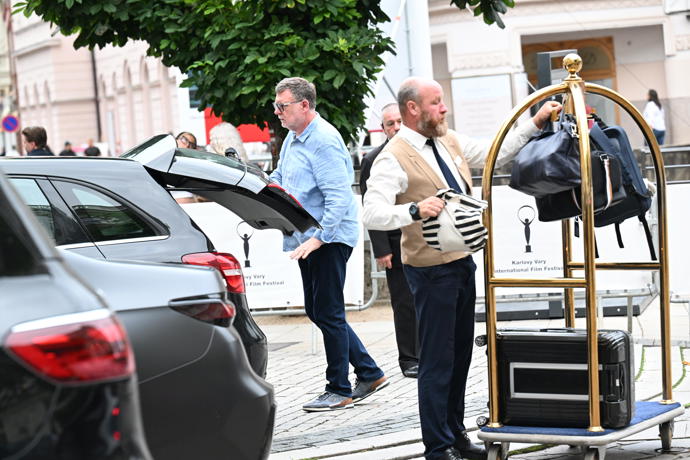 FOTO: Politici v Karlových Varech. – stránka 1295