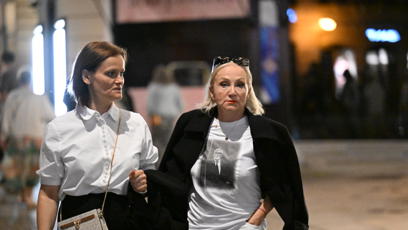 FOTO: Bára Basiková vynesla triko s Jiřím Bartoškou.