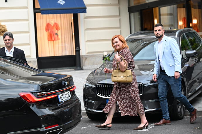 FOTO: Ministryně financí Alena Schillerová na KVIFF. – stránka 1287