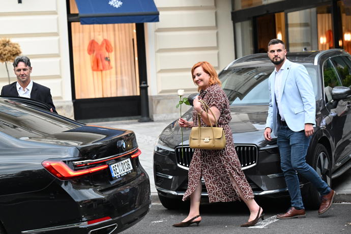 FOTO: Ministryně financí Alena Schillerová na KVIFF. – stránka 1286