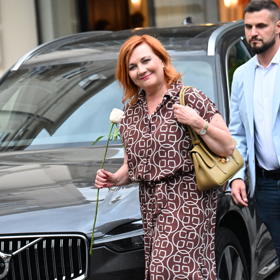 Alena Schillerová oznámila, že v neděli budou platit cenové stropy naposledy.