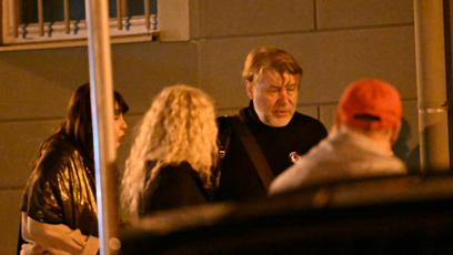 FOTO: Celebrity odcházeli pozdě v noci.