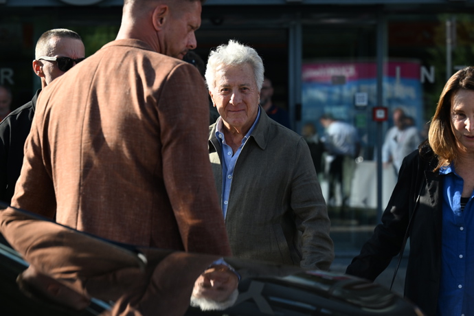 FOTO: Dustin Hoffman ve Varech. – stránka 348