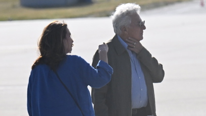 FOTO: Dustin Hoffman s manželkou v Praze.