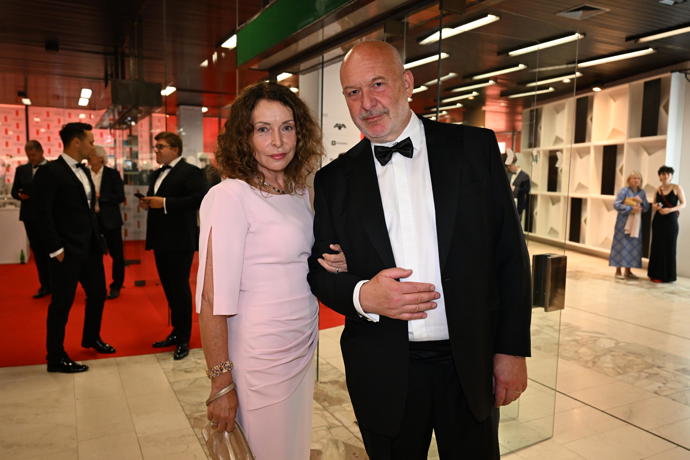 FOTO: Petra Buzková si užívá festival. – stránka 978