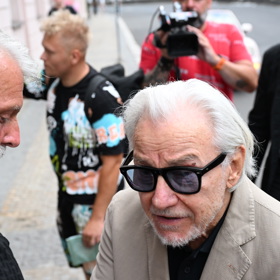 Harvey Keitel ve Varech.