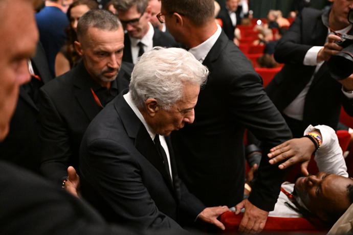 FOTO: Dustin Hoffman si odnese cenu. – stránka 1016