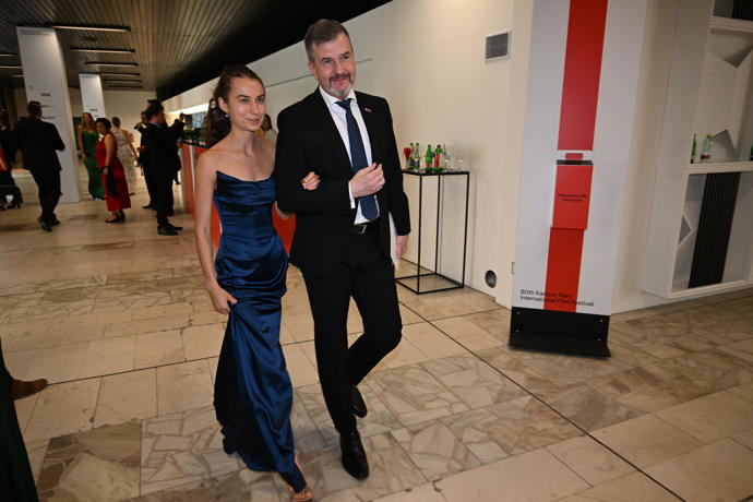FOTO: Jakub Železný s dcerou. – stránka 3