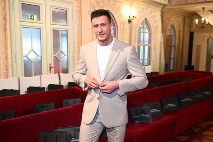 FOTO: Jan Solfronk na přehlídce Martiny Pipkové Loudové. – stránka 1506