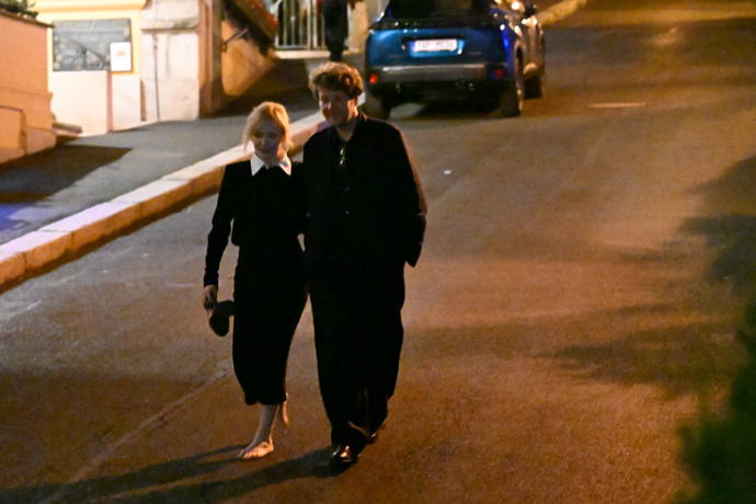 FOTO: Oslava narozenin Jiřího Macháčka ve Varech. – stránka 183