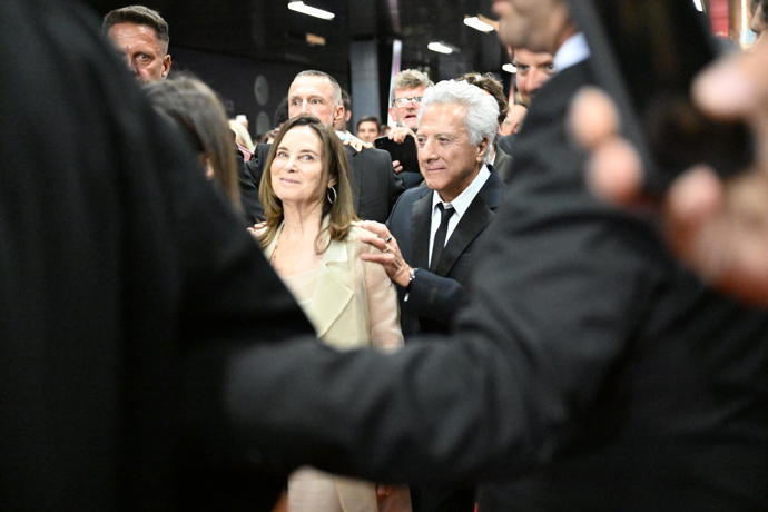 FOTO: Dustin Hoffman svou ženu nadevše miluje. – stránka 814