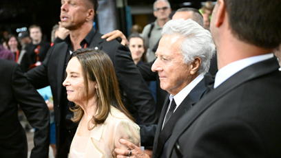 FOTO: Dustin Hoffman při odchodu z Thermalu.