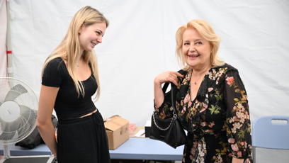 FOTO: Herečka Magda Vašáryová ve Varech.