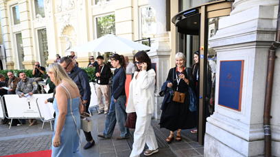 FOTO: Juliette Binoche vypadá velmi elegantně.