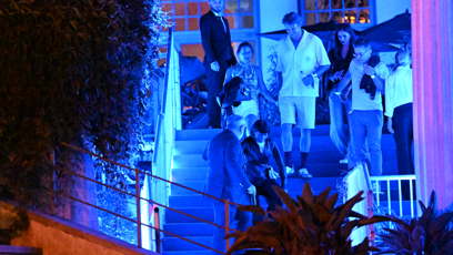 FOTO: Vojta Dyk a Tatiana Dyková odcházeli z party.