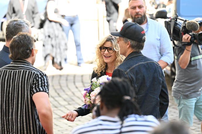 FOTO: Kevin Bacon i Kyra Sedgwick byli samý úsměv. – stránka 23