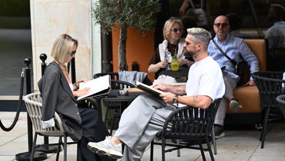 FOTO: Manželé Salákovi zakotvili v jedné z restaurací.