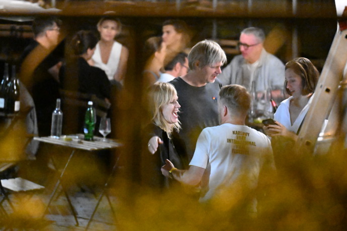 FOTO: Aňa Geislerová si užila první párty v Bokovce. – stránka 495