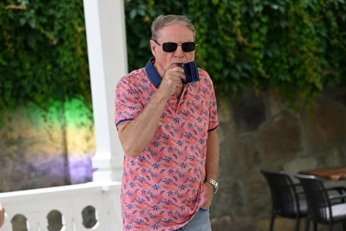 FOTO: Petr Jančařík ochutnával místní prameny. – stránka 761