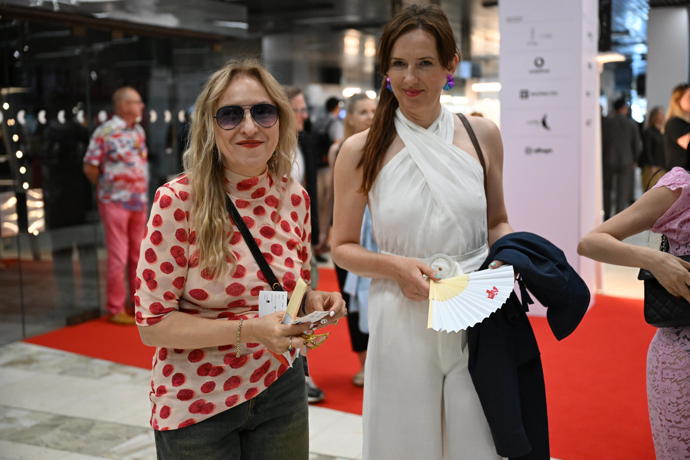 FOTO: Kateřina Žbirková. – stránka 997