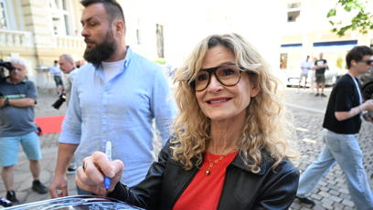 FOTO: Kyra Sedgwick je velmi přátelská.