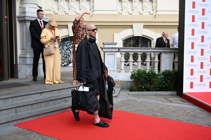FOTO: 60. ročník Mezinárodního filmového festivalu v Karlových Varech. – stránka 261