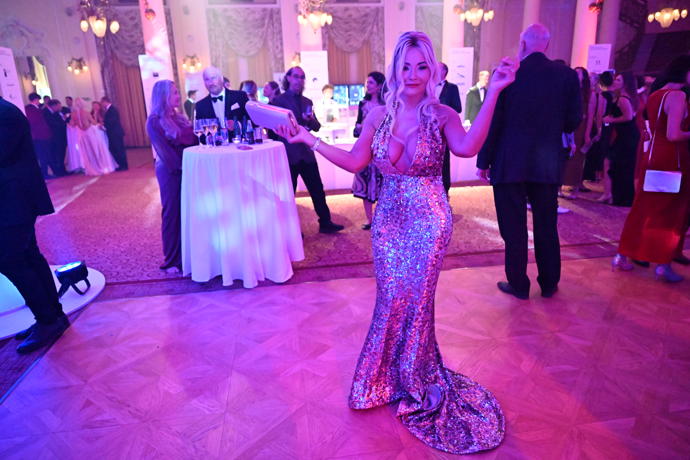 FOTO: Lenka Dragounová a její taneček. – stránka 7